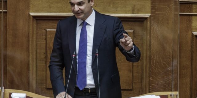 Στήριξη Μητσοτάκη σε Σταϊκούρα για “όσα έχει κάνει” και το μπούμερανγκ κατά Τσακαλώτου