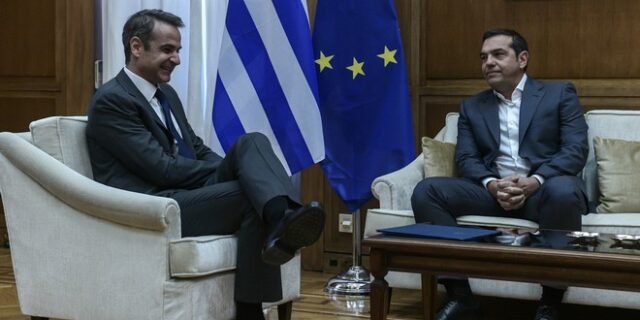 Τι (δεν) υπολογίζει ο “σίγουρος” Μητσοτάκης, πού (δεν) έχει πλεονέκτημα ο “ανυπόμονος” Τσίπρας…