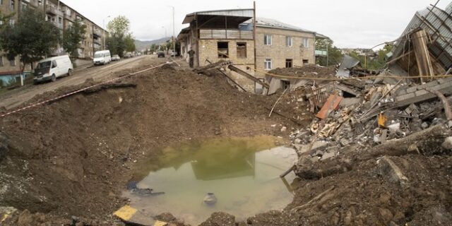 Γαλλία: Κατηγορεί την Τουρκία για “στρατιωτική ανάμιξη” στο Ναγκόρνο Καραμπάχ