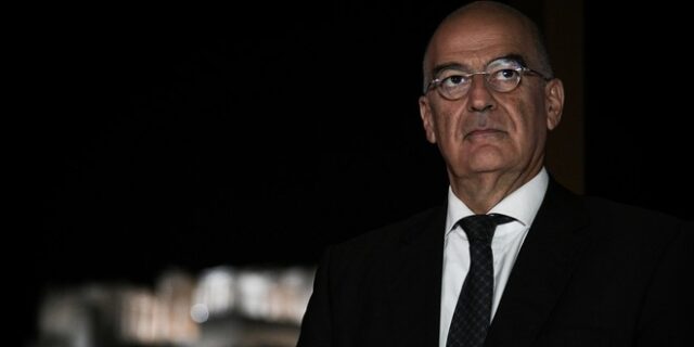 Οι Τούρκοι “κράτησαν” 20 λεπτά στον αέρα το αεροσκάφος που μετέφερε τον Νίκο Δένδια