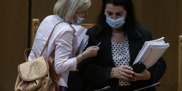 Δίκη Χρυσής Αυγής: Οικονόμου κατά Λεπενιώτη και πολιτικής αγωγής για τις αναστολές
