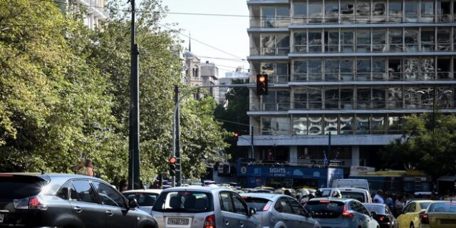 Απεργίες: Πώς κινούνται τα ΜΜΜ – Κίνηση στους δρόμους της Αθήνας