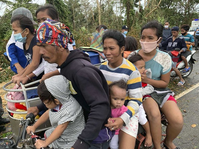 Φιλιππίνες: Απομάκρυνση πάνω από 70.000 ανθρώπων λόγω του τυφώνα Μολάβε