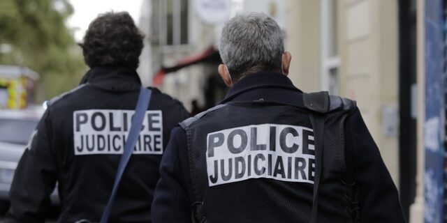 Γαλλία: Ένοπλος μαχαίρωσε και σκότωσε άνδρα – Τον πυροβόλησαν αστυνομικοί