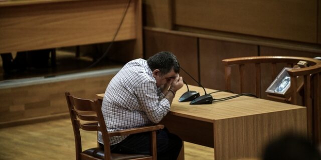 Δίκης Χρυσής Αυγής: Ο Ρουπακιάς δεν θα αιτηθεί αναστολή της ποινής του