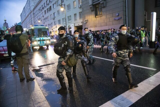 Ρωσία: 18χρονος τσακώθηκε με τη γιαγιά του και άνοιξε πυρ σε λεωφορείο – 3 νεκροί