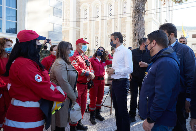 Σεισμός στη Σάμο: Στο νησί ο Κυριάκος Μητσοτάκης