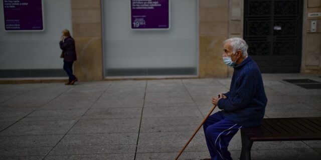 Κορονοϊός – Ισπανία: Σχεδόν ένα εκατομμύριο τα κρούσματα