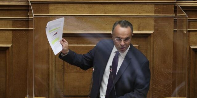 Χρήστος Σταϊκούρας: Ο υπουργός της ημέρας