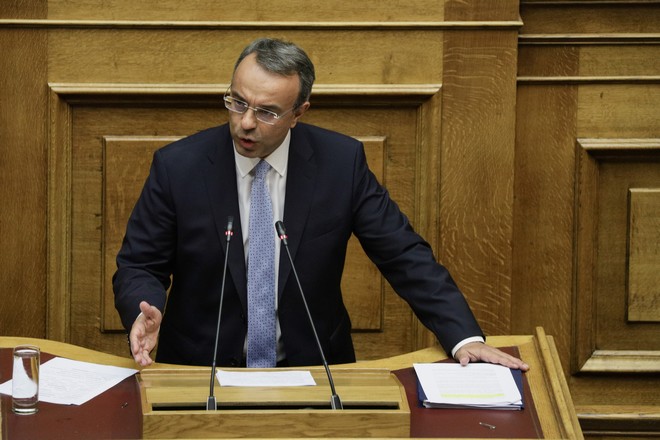 Σταϊκούρας: “Κύριε Τσίπρα, διαφέρουμε στον τρόπο που ασκούμε τη δημοσιονομική πολιτική”