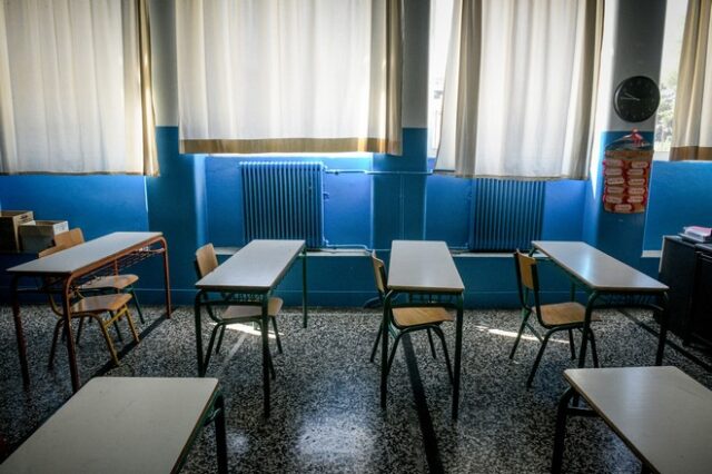 Μήνυση διευθύντριας σχολείου σε καθηγητή που προσήλθε χωρίς self test
