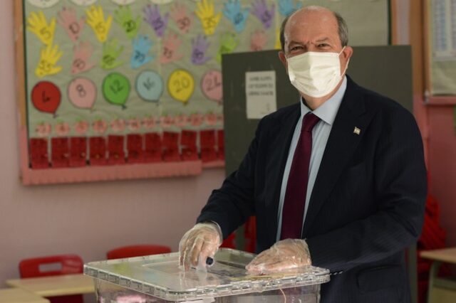 “Εκλογές” στα κατεχόμενα: Νικητής ο εκλεκτός του Ερντογάν