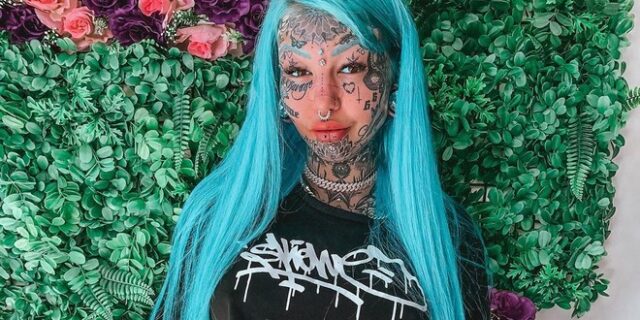 Amber Luke: Το μοντέλο που κάλυψε το 98% του δέρματός της με τατουάζ