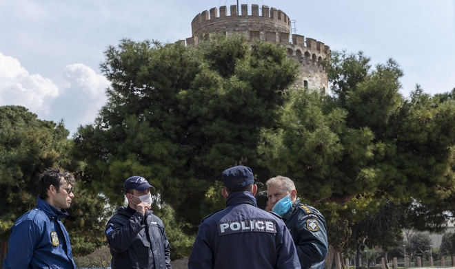 Κορονοϊός: Πώς διαμορφώνεται ο χάρτης – Ποιες περιοχές είναι “πορτοκαλί” και “κόκκινες”