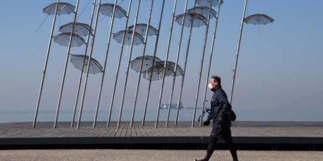 Κορονοϊός: Εκτός ελέγχου η κατάσταση με νέο ρεκόρ κρουσμάτων