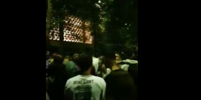 Εικόνες συνωστισμού στη Θεσσαλονίκη – Πάρτι με 1.500 άτομα στο ΑΠΘ
