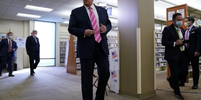 Τραμπ: “Ψήφισα έναν τύπο που ονομάζεται Τραμπ”