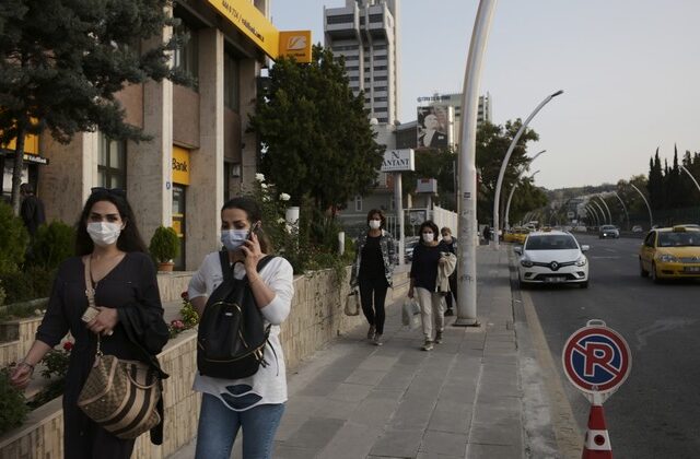 Κορονοϊός: Η Τουρκία έσπασε το φράγμα των 10.000 νεκρών