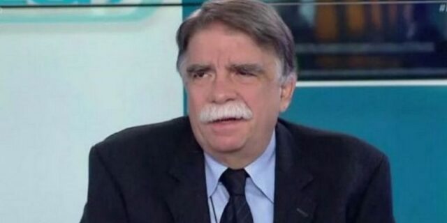 Βατόπουλος: “Μπορεί το Σαββατοκύριακο να δούμε πάνω από 2000 κρούσματα”