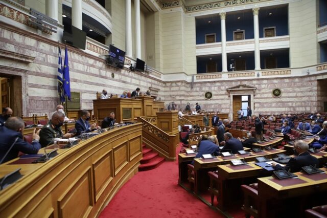 Κορονοϊός: Νέα μέτρα για τη λειτουργία της Βουλής
