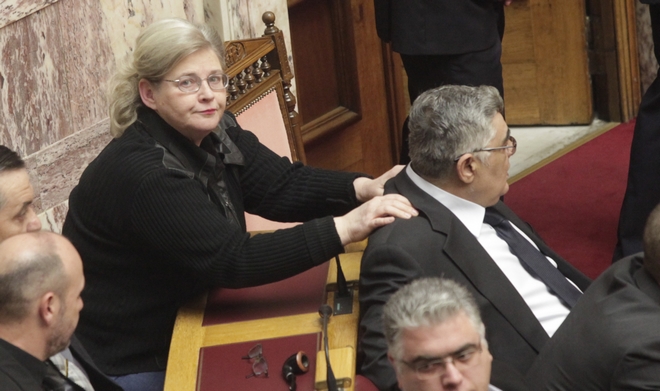 Βουλή: Ανακαλείται και επίσημα ο διορισμός της Ζαρούλια