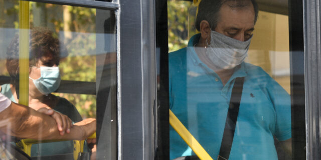 Οι Έλληνες μπαίνουν με φόβο στα Μέσα Μαζικής Μεταφοράς