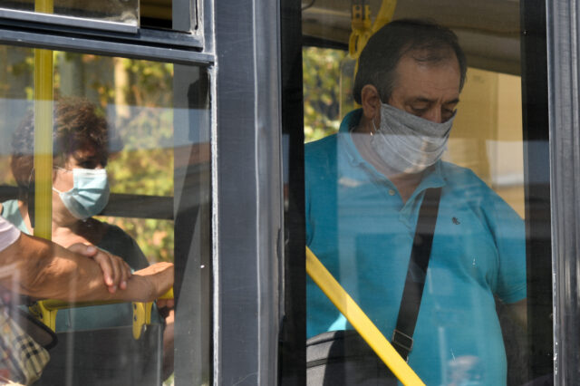 Οι Έλληνες μπαίνουν με φόβο στα Μέσα Μαζικής Μεταφοράς