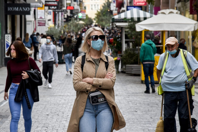 Τι πιστεύουν οι πολίτες για τη χρήση μάσκας και το εμβόλιο