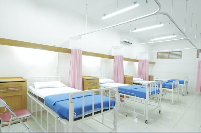 Η MYTILINEOS συνδράμει στο έργο των ελληνικών νοσοκομείων