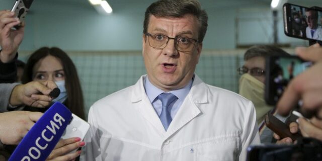 Ρωσία: Προβιβάστηκε ο διευθυντής του νοσοκομείου όπου νοσηλεύτηκε ο Ναβάλνι