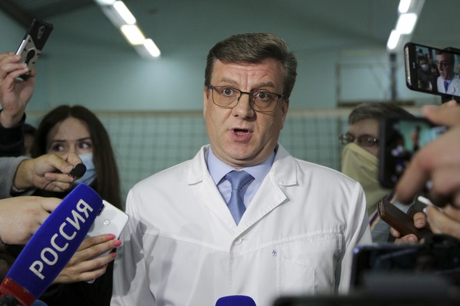 Ρωσία: Προβιβάστηκε ο διευθυντής του νοσοκομείου όπου νοσηλεύτηκε ο Ναβάλνι