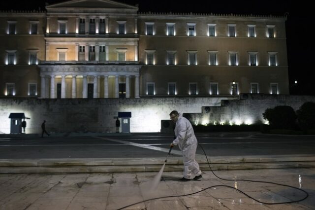 Κορονοϊός: 2556 νέα κρούσματα – Μαύρο ρεκόρ με 34 νέους θανάτους