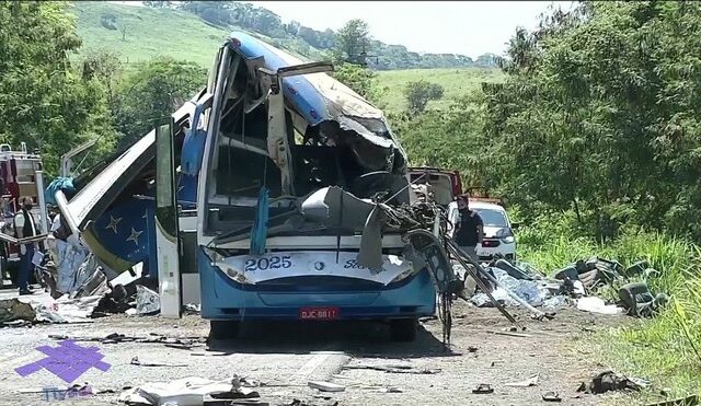 Βραζιλία: Σφοδρή σύγκρουση λεωφορείου με φορτηγό – Πάνω από 41 νεκροί
