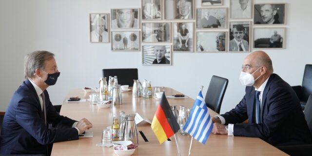 Ικανοποίηση από τα αποτελέσματα επίσκεψης Δένδια στο Βερολίνο