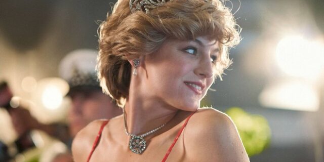 Γιατί η 4η σεζόν του “The Crown” έβαλε φωτιά στο παλάτι του Μπάκιγχαμ