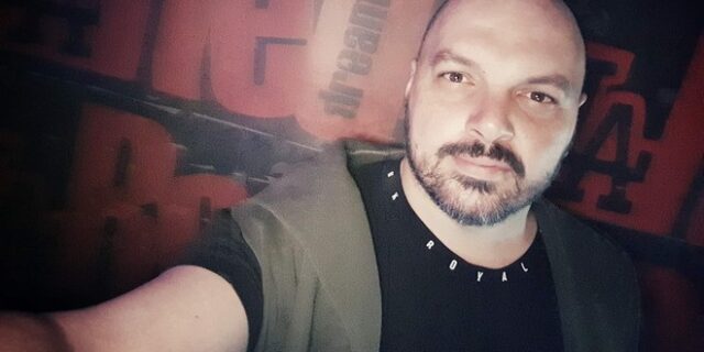 Κορονοϊός: Πέθανε σε ηλικία 39 ετών ο γνωστός DJ Decibel