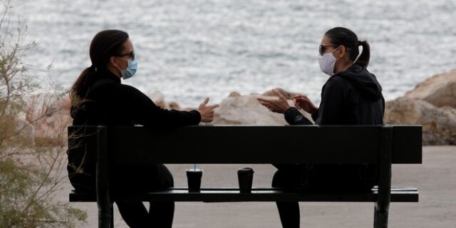 Βρετανία: Η ηπειρωτική Ελλάδα βγήκε από τη λίστα των ”ασφαλών χωρών”