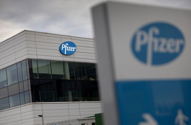 Βρετανία: Την επόμενη εβδομάδα εγκρίνεται το εμβόλιο των BioNTech/Pfizer