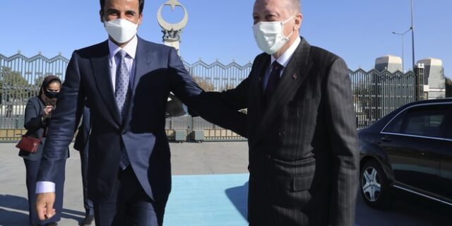 Ερντογάν: Στρέφεται στο Κατάρ για ρευστό