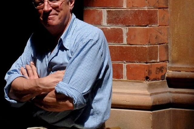 Πέθανε ο σπουδαίος Βρετανός δημοσιογράφος και συγγραφέας Ρόμπερτ Φισκ