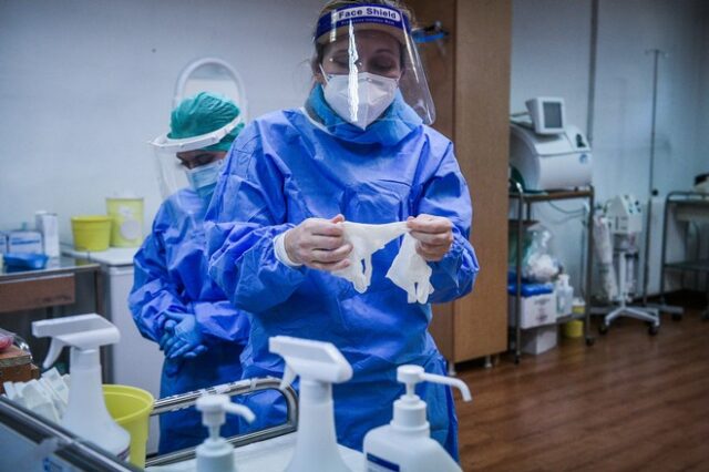 Φοιτητές ιατρικής έτοιμοι να προσφέρουν στα νοσοκομεία