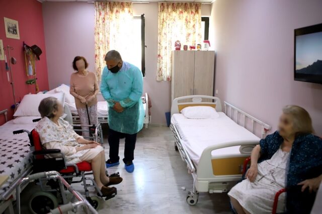 Rapid tests στα γηροκομεία όλης της χώρας