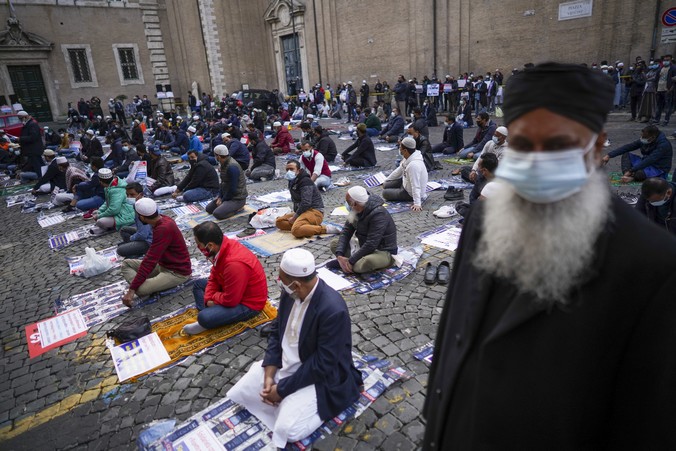 Π. Κουργιώτης: “Το Ισλάμ δεν είναι οιονεί ασύμβατο με τον ευρωπαϊκό τρόπο ζωής”