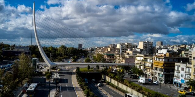 Καιρός Αθήνα: Σχεδόν αίθριος με θερμοκρασία έως 25 βαθμούς