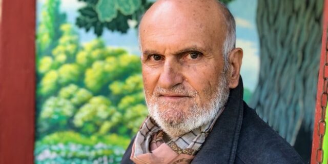 Πιερία: 71χρονος “γκραφιτάς” ζωγράφισε ολόκληρο το χωριό του