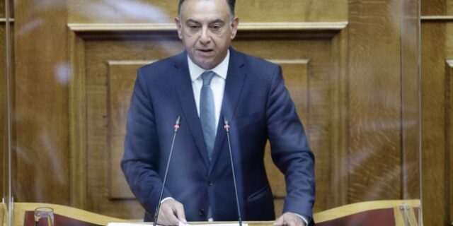 Άλλοι δύο βουλευτές στη διάθεση του ΕΣΥ