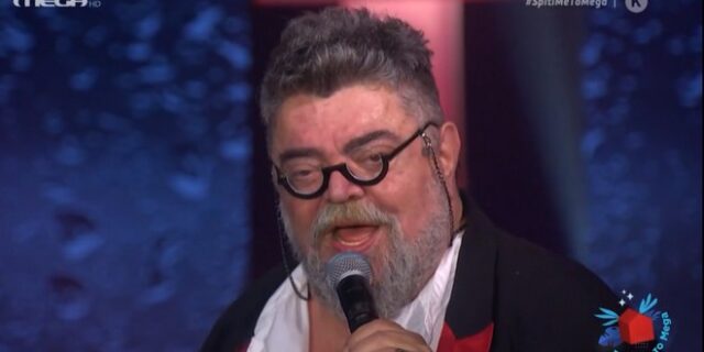 Σπίτι με το Mega: Μάγεψε ο Κραουνάκης με τα τραγούδια και την εκλεκτή παρέα του