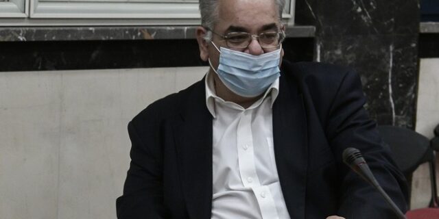 Βουλευτές στο ΕΣΥ: Υπέγραψε ο Λαμπρούλης – Συνδράμει στο νοσοκομείο της Λάρισας