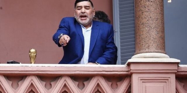 Μπακέ για Μαραντόνα: “Ο Ντιέγκο πέθανε από έλλειψη ιατρικής φροντίδας”