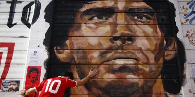 Μαραντόνα: Εκκλησία στο όνομά του έκανε την πρώτη της βάπτιση